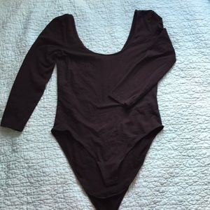 Black scoop neck body suit
